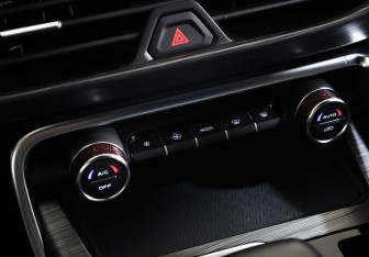 Подержанный автомобиль Geely Tugella 2023 года (22 фото)