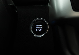 Подержанный автомобиль Toyota Highlander 2014 года (21 фото)