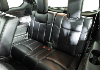 Подержанный автомобиль Nissan Pathfinder 2014 года (27 фото)