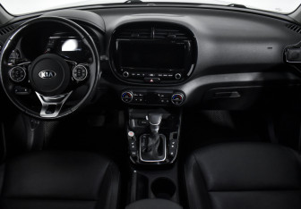 Подержанный автомобиль Kia Soul 2021 года (15 фото)