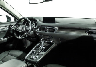 Подержанный автомобиль Mazda CX-5 2019 года (9 фото)