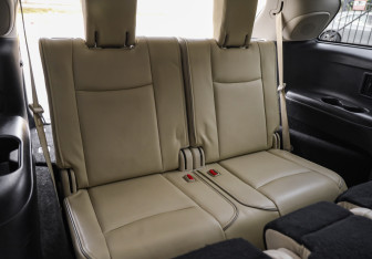 Подержанный автомобиль Infiniti QX60 2017 года (33 фото)