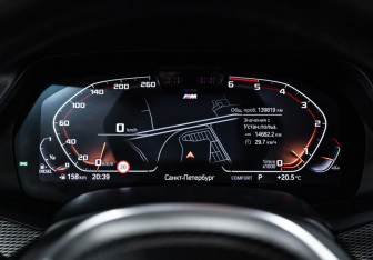 Подержанный автомобиль BMW X5 2019 года (16 фото)