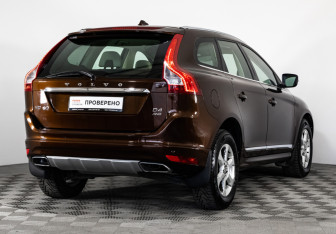 Подержанный автомобиль Volvo XC60 2015 года (5 фото)