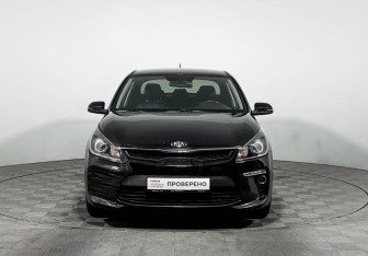 Подержанный автомобиль Kia Rio Sedan 2020 года (2 фото)