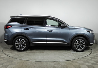 Подержанный автомобиль Chery Tiggo 7 Pro 2022 года (4 фото)