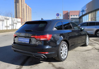 Подержанный автомобиль Audi A4 Wagon 2019 года (4 фото)