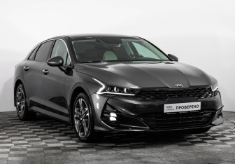 Подержанный автомобиль Kia K5 2021 года (5 фото)