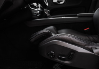 Подержанный автомобиль Volvo XC60 2018 года (21 фото)