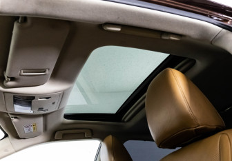 Подержанный автомобиль Lexus ES 2016 года (26 фото)