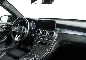 Подержанный автомобиль Mercedes-Benz GLC Coupe 2021 года (9 фото)