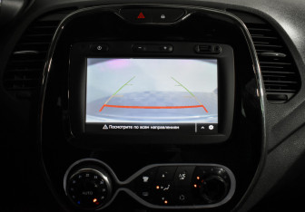 Подержанный автомобиль Renault Kaptur 2020 года (17 фото)