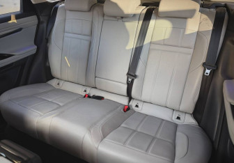 Подержанный автомобиль Land Rover Range Rover Evoque 2019 года (13 фото)