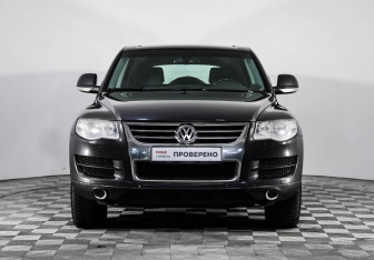 Подержанный автомобиль Volkswagen Touareg 2009 года (2 фото)
