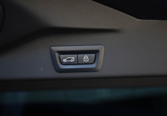 Подержанный автомобиль BMW X5 2019 года (36 фото)