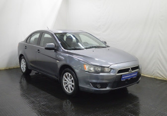 Подержанный автомобиль Mitsubishi Lancer Sedan 2008 года (3 фото)