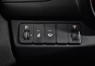 Подержанный автомобиль Kia Rio Hatchback 2014 года (16 фото)