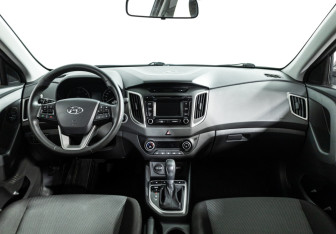 Подержанный автомобиль Hyundai Creta 2018 года (13 фото)