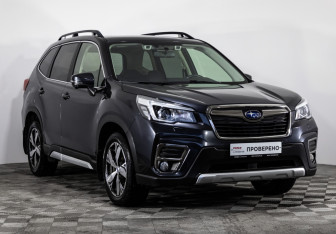 Подержанный автомобиль Subaru Forester Suv 2018 года (5 фото)
