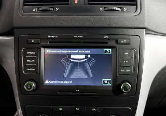 Подержанный автомобиль Skoda Yeti 2012 года (19 фото)