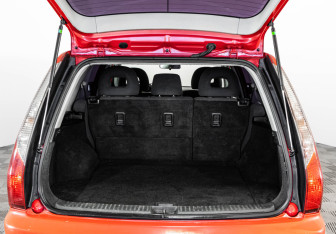 Подержанный автомобиль Mitsubishi Lancer Wagon 2004 года (16 фото)