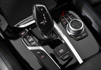 Подержанный автомобиль BMW X3 2021 года (12 фото)