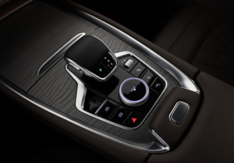 Подержанный автомобиль Chery Tiggo 8 Pro Max 2023 года (16 фото)