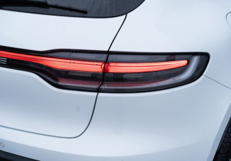 Новый Porsche Macan 2025 (21 фото)