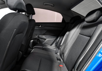 Подержанный автомобиль Hyundai Solaris Sedan 2017 года (12 фото)