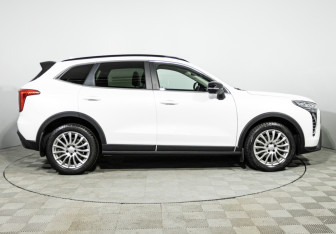 Подержанный автомобиль Haval Jolion 2024 года (4 фото)