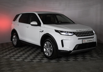 Подержанный автомобиль Land Rover Discovery Sport 2021 года (26 фото)