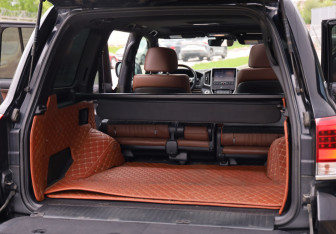 Подержанный автомобиль Toyota Land Cruiser Suv 2020 года (37 фото)