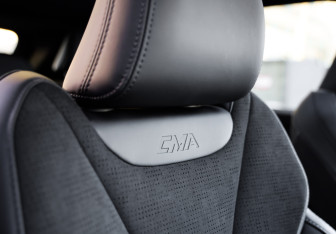 Подержанный автомобиль Geely Monjaro 2024 года (32 фото)