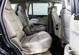 Подержанный автомобиль Cadillac Escalade Suv 2020 года (29 фото)