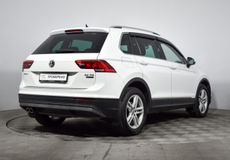 Подержанный автомобиль Volkswagen Tiguan 2017 года (5 фото)