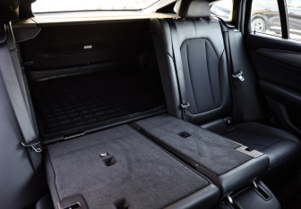 Подержанный автомобиль BMW X4 2018 года (30 фото)