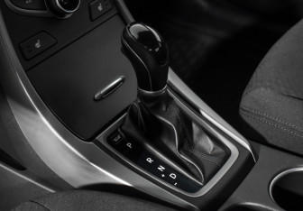 Подержанный автомобиль Hyundai Elantra Sedan 2015 года (11 фото)