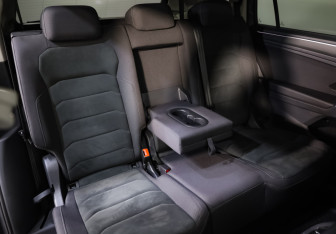 Подержанный автомобиль Volkswagen Tiguan 2019 года (27 фото)