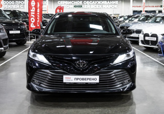 Подержанный автомобиль Toyota Camry Sedan 2020 года (2 фото)