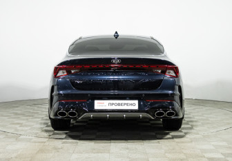 Подержанный автомобиль Kia K5 2020 года (6 фото)