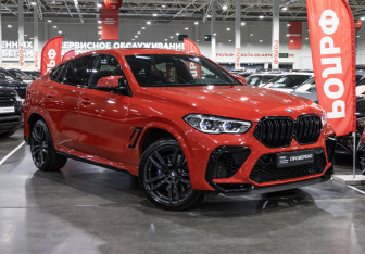 Подержанный автомобиль BMW X6 M 2021 года (8 фото)