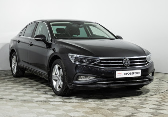 Подержанный автомобиль Volkswagen Passat Sedan 2020 года (3 фото)