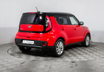 Подержанный автомобиль Kia Soul 2018 года (5 фото)