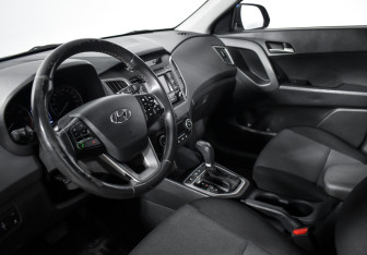 Подержанный автомобиль Hyundai Creta 2017 года (9 фото)