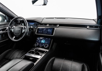 Подержанный автомобиль Land Rover Range Rover Velar 2019 года (12 фото)