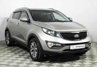 Подержанный автомобиль Kia Sportage 2015 года (3 фото)