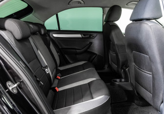 Подержанный автомобиль Skoda Rapid Liftback 2019 года (21 фото)