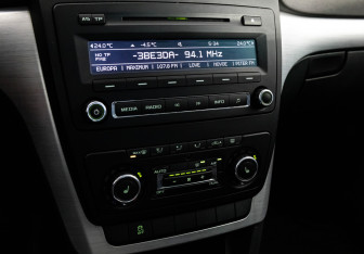 Подержанный автомобиль Skoda Yeti 2014 года (14 фото)