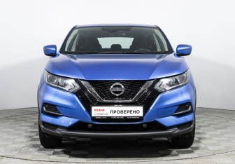 Подержанный автомобиль Nissan Qashqai 2020 года (2 фото)