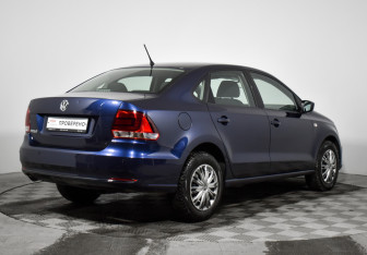 Подержанный автомобиль Volkswagen Polo Sedan 2016 года (5 фото)